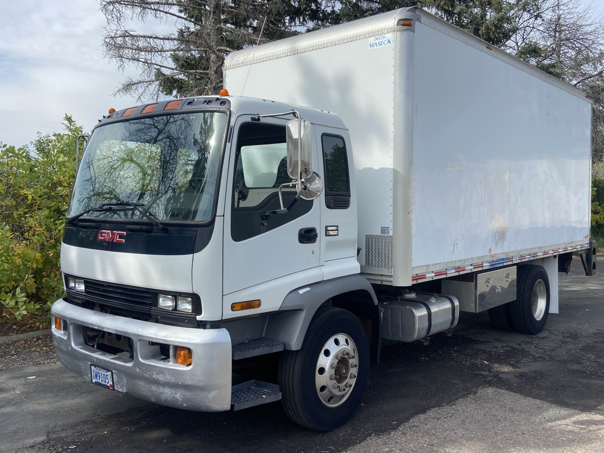 2006 GMC T7500 20ft Box