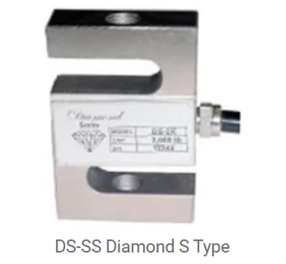 Una celda de carga tipo S Diamond DS-SS plateada con etiqueta y conexión de cable.