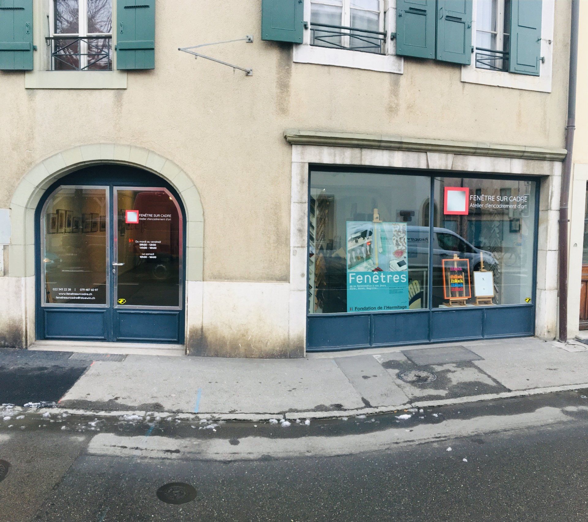 magasin donnant sur rue