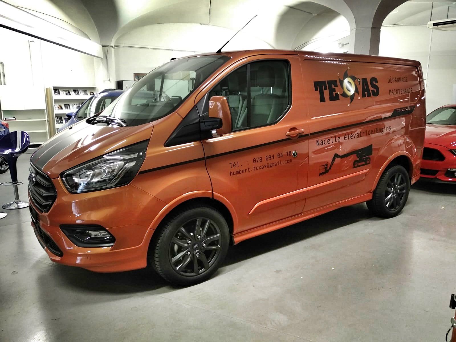 fourgonnette orange