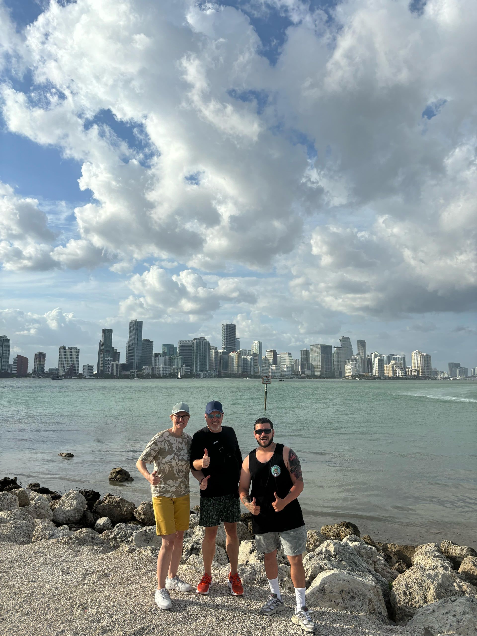 Miami hop on hop off bus tour stopping at Secret Miami Skyline photo stop
