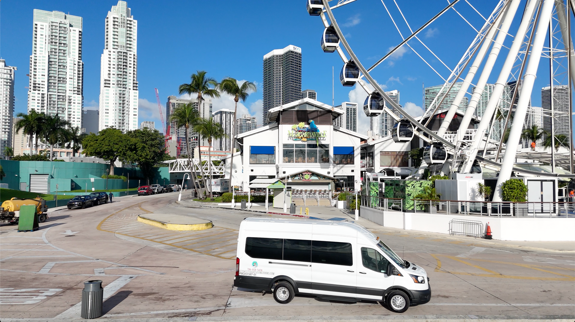 Hop on hop off Miami experience at the vibrant Bayside Marketplace
