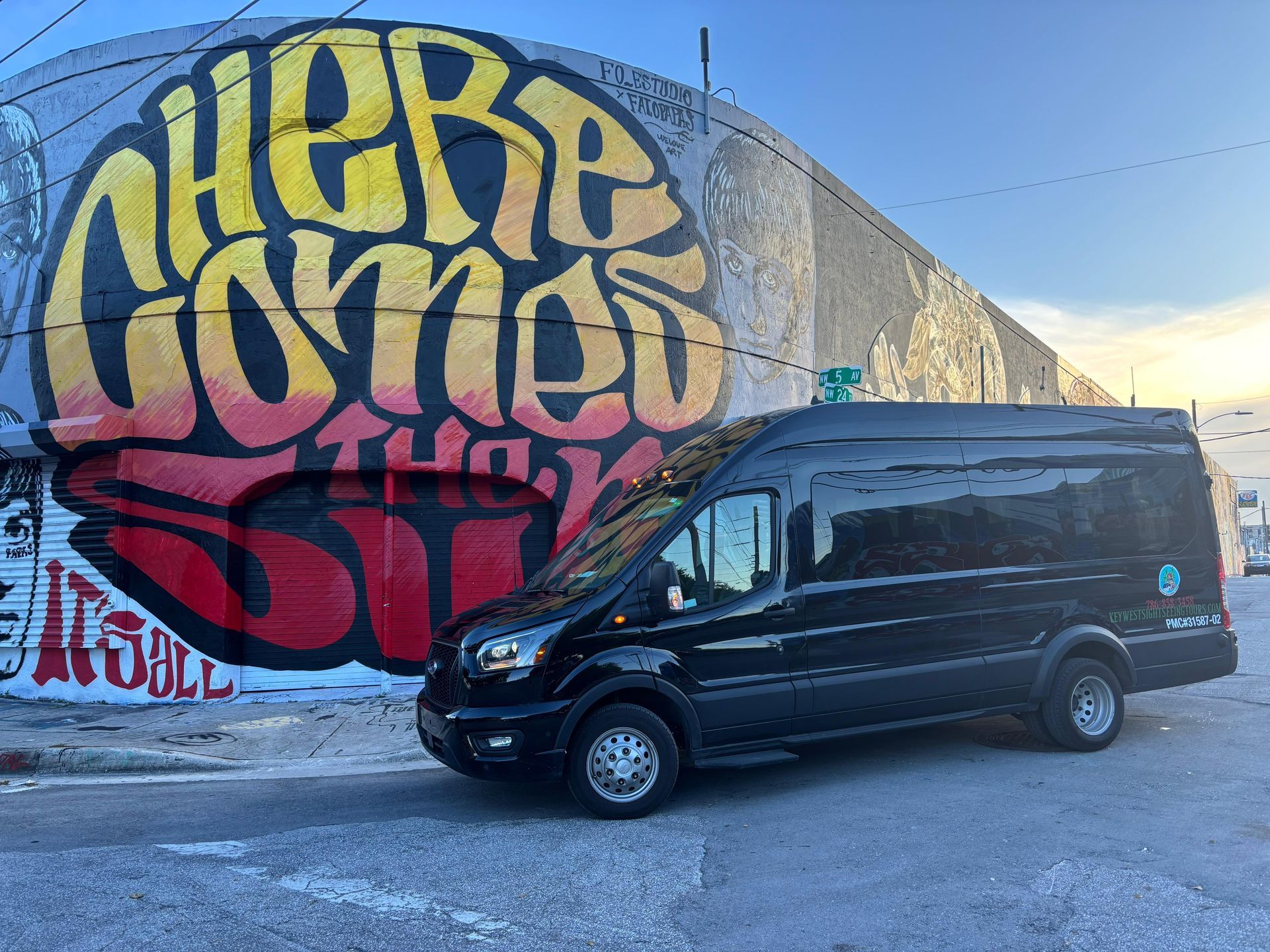 Miami Sunset Bus tour at Sunset and Lights tour parked in Wynwood Walls