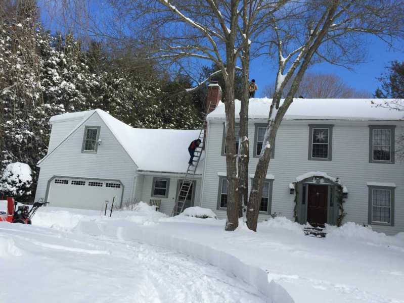 Roof Snow Removal in Killingworth, CT - Martin Roofing & remodeling llc