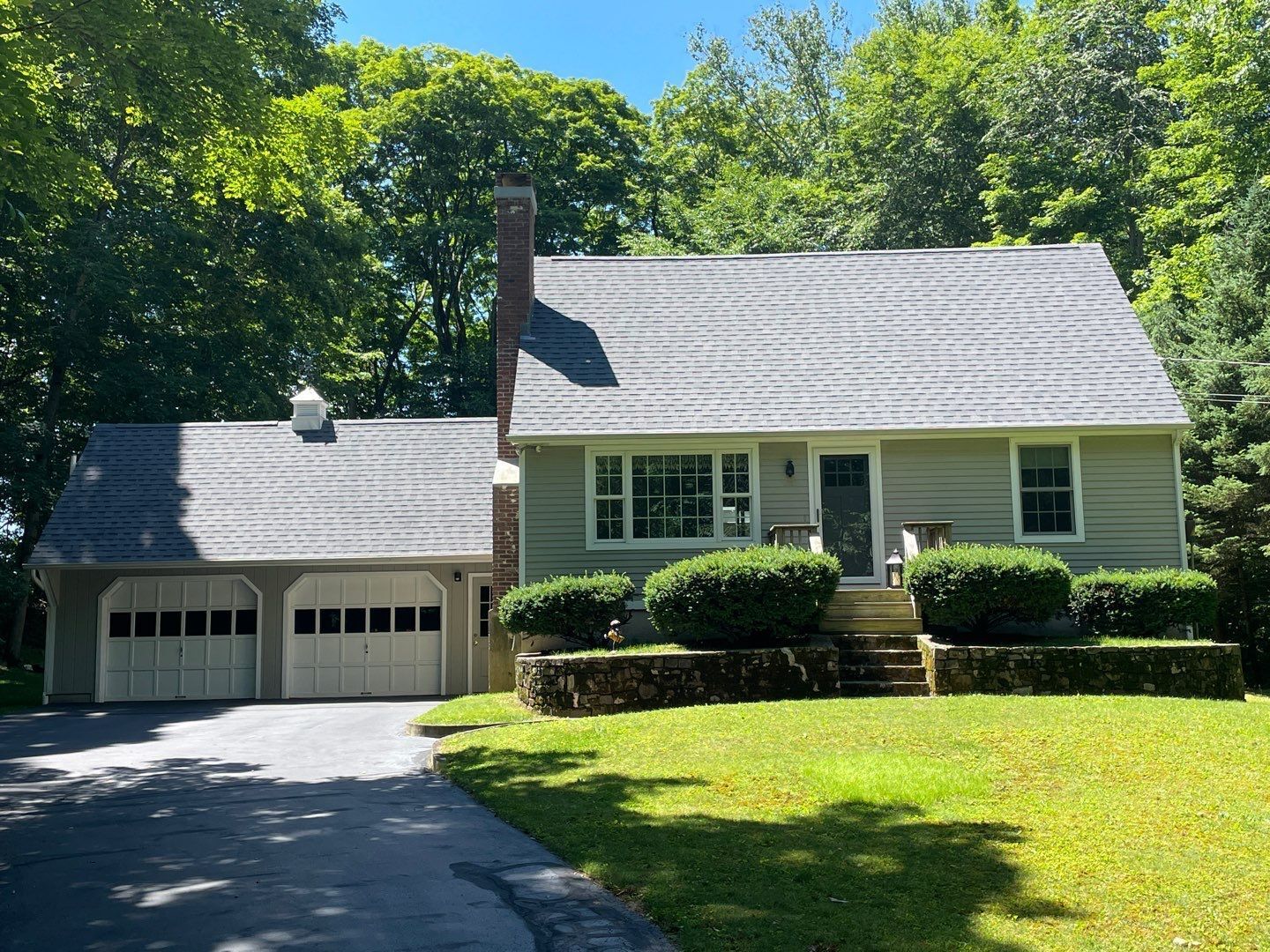 Owens Corning Roof - Estate Gray - New Roof Installation - Martin Roofing & Remodeling, LLC - Killingworth, CT