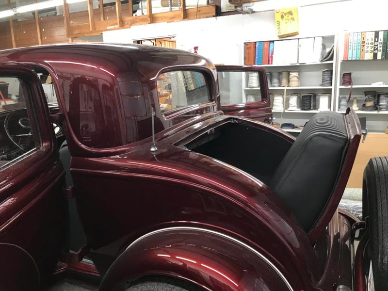 1932 Ford Model A (3-window)