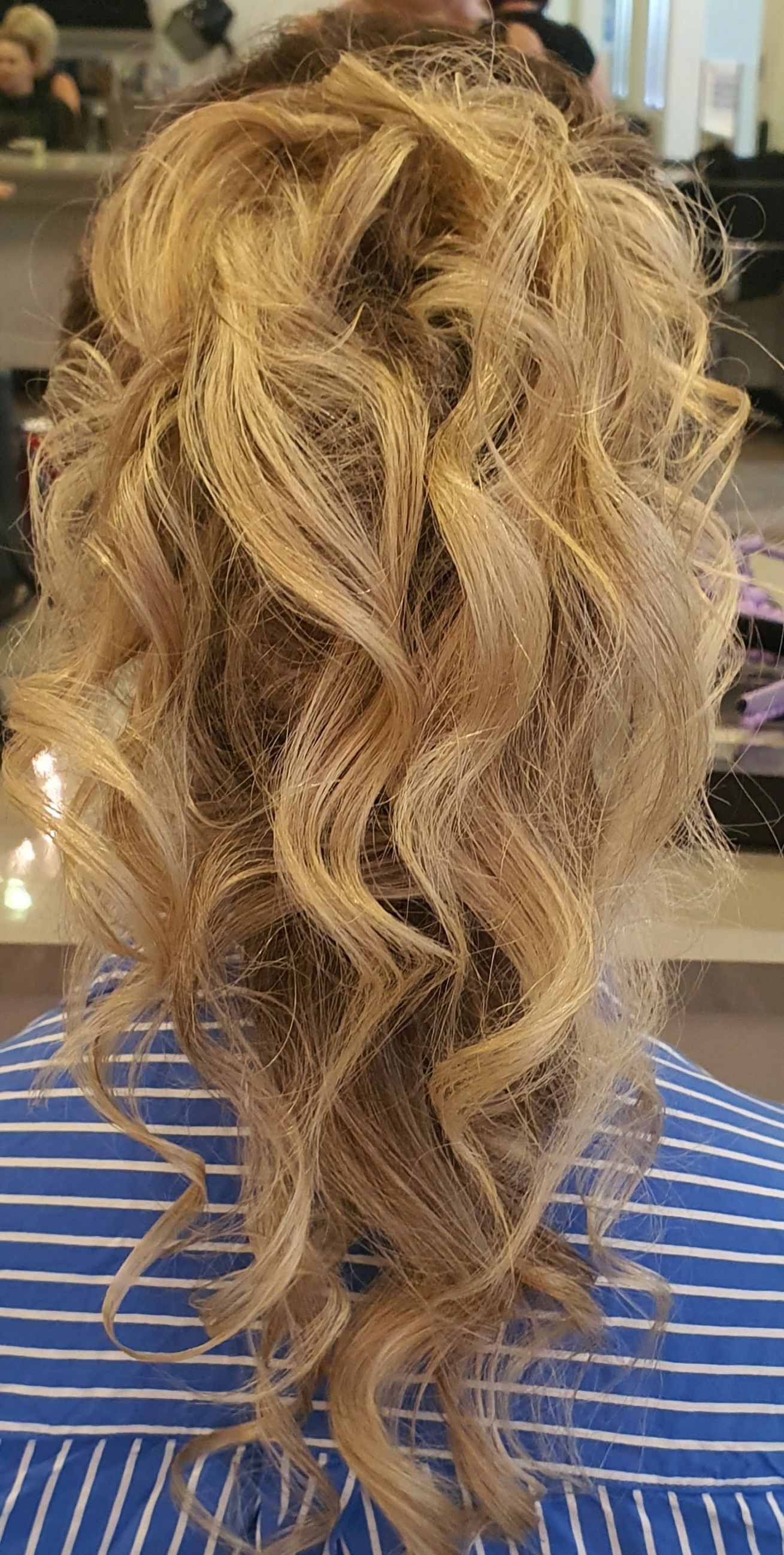 hair style blonde