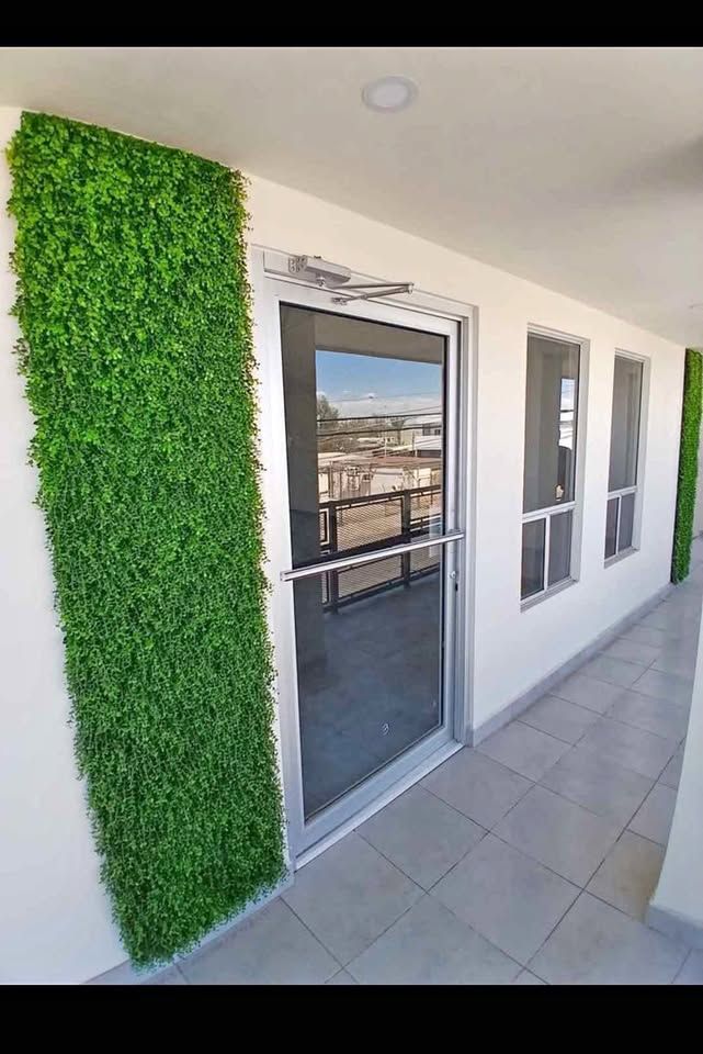 PUERTAS DE VIDRIO Y ALUMINIO