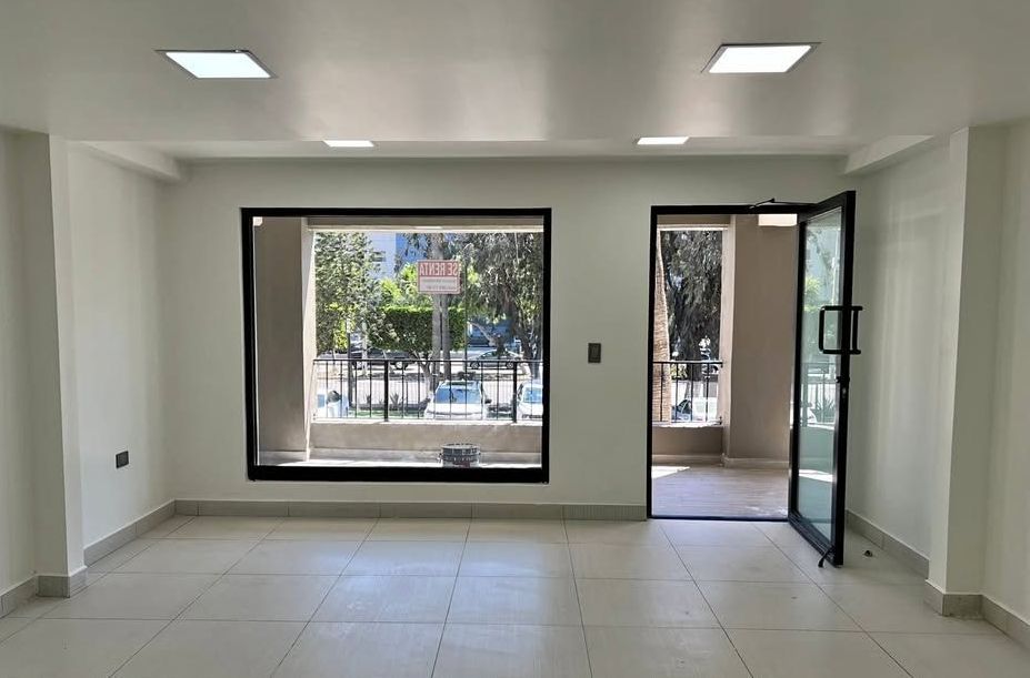 PUERTAS DE VIDRIO Y ALUMINIO