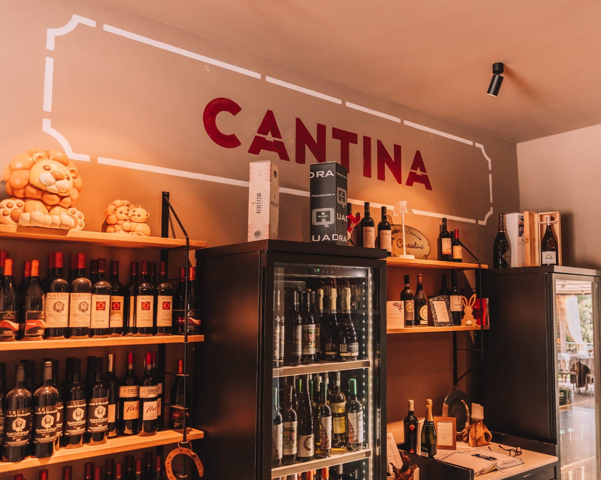 cantina dei vini Ristorante I Contadini La Spezia