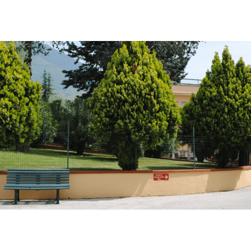 giardino della residenza sanitaria