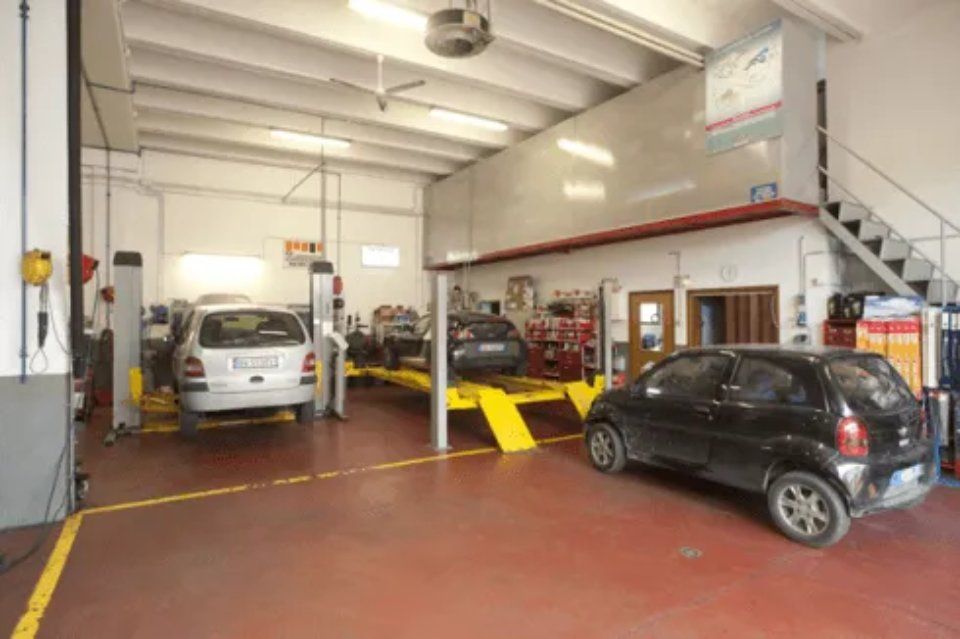 autoveicoli in officina