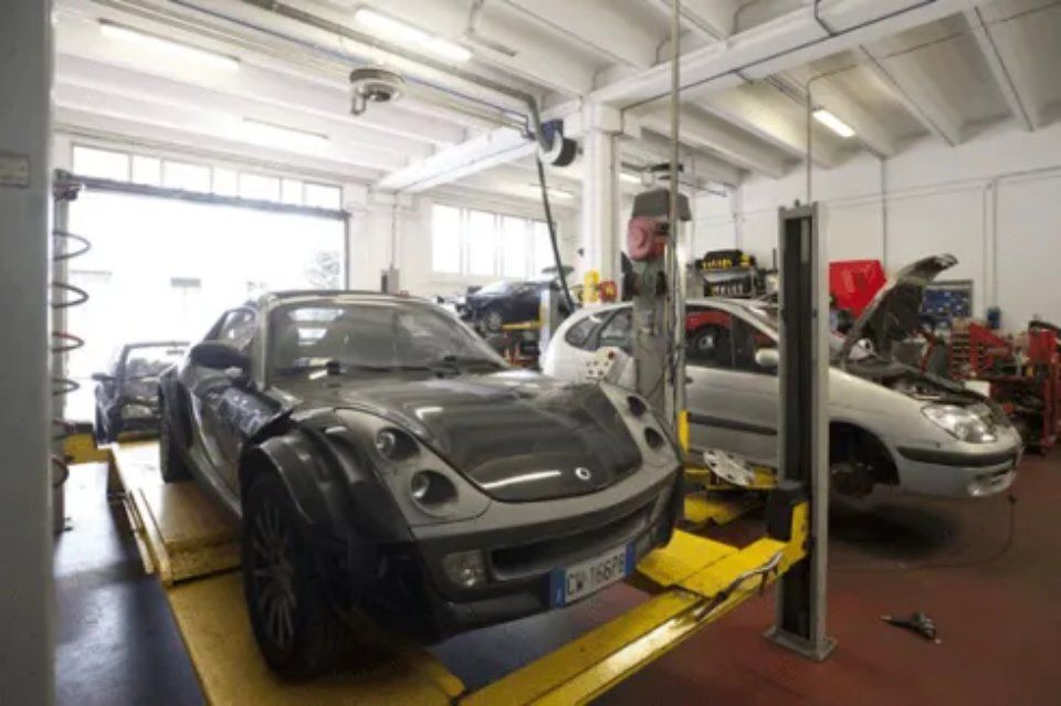 auto in officina