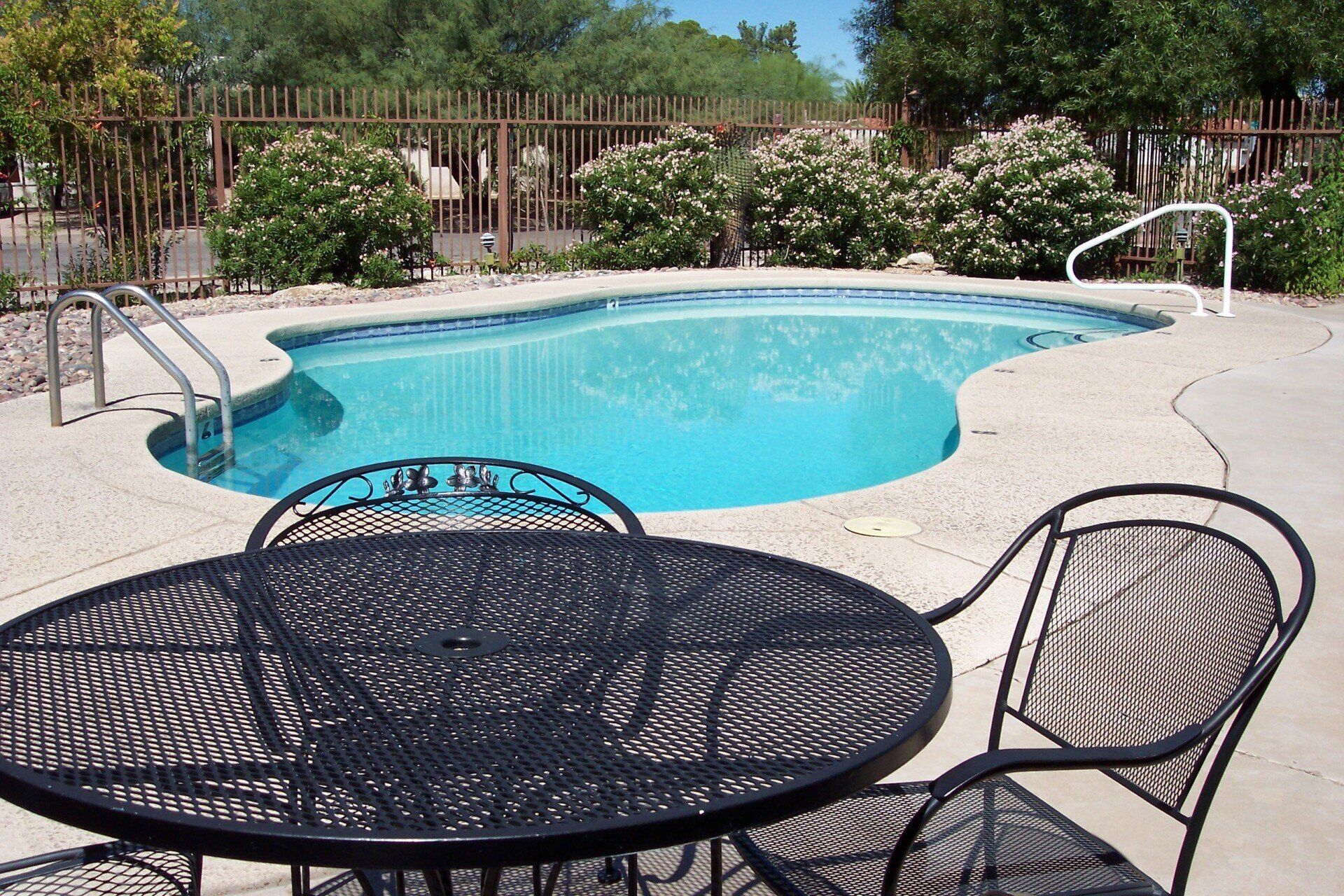 Mountain Plaza Pool Photo