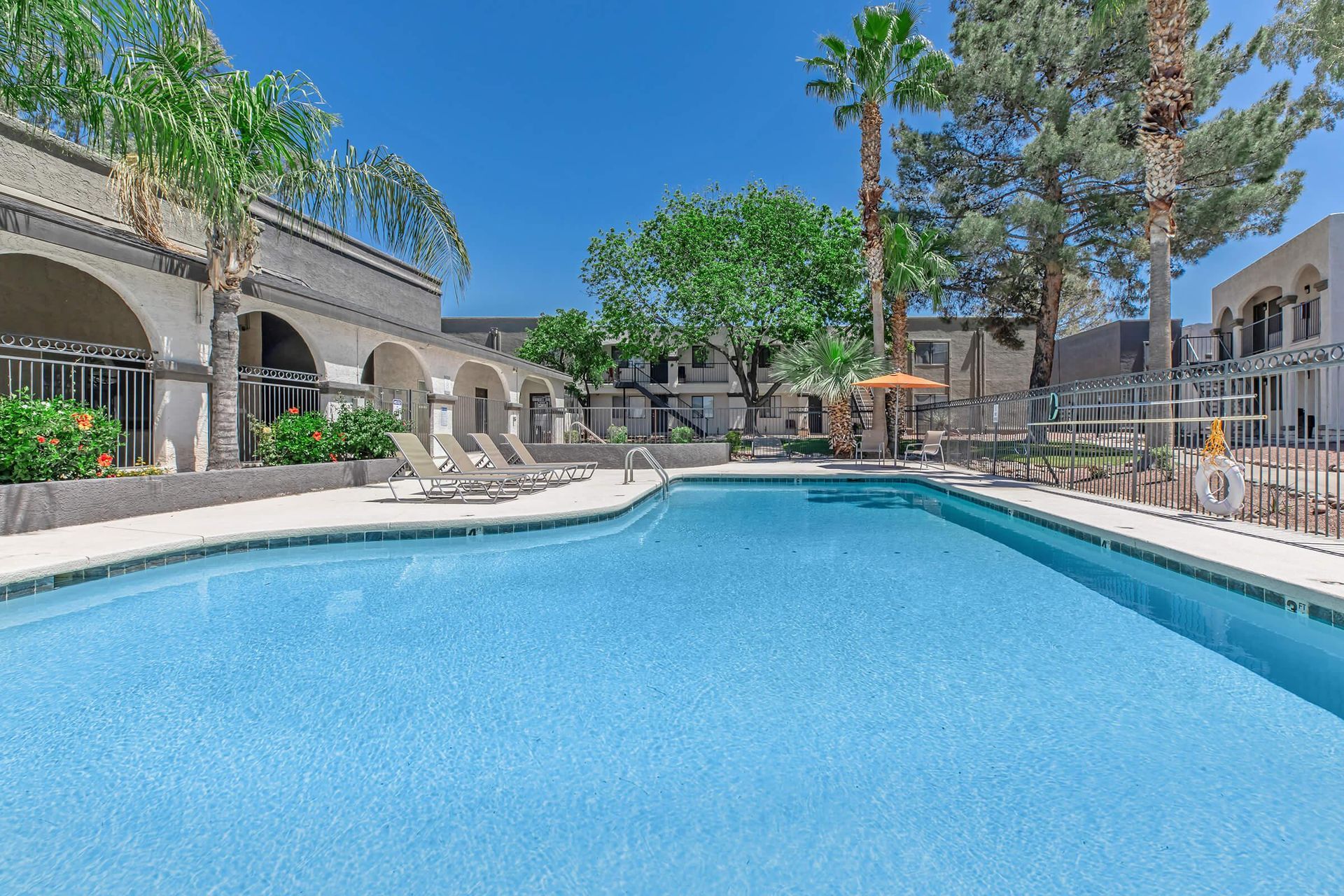 Juniper Canyon Apartments