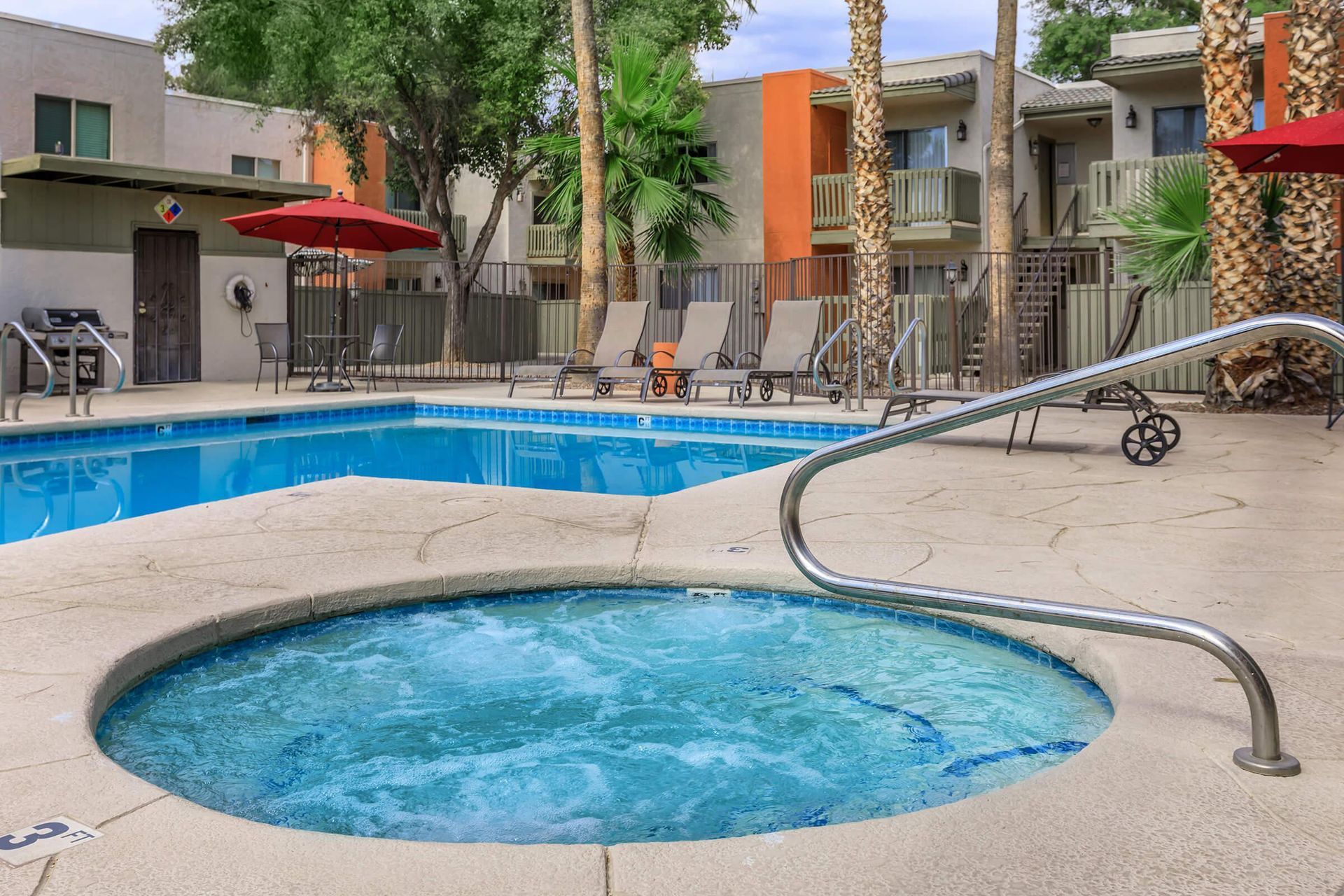 Pantano Villas Apartments