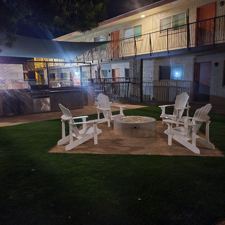 Exterior Photo of Tradewinds Seating Area