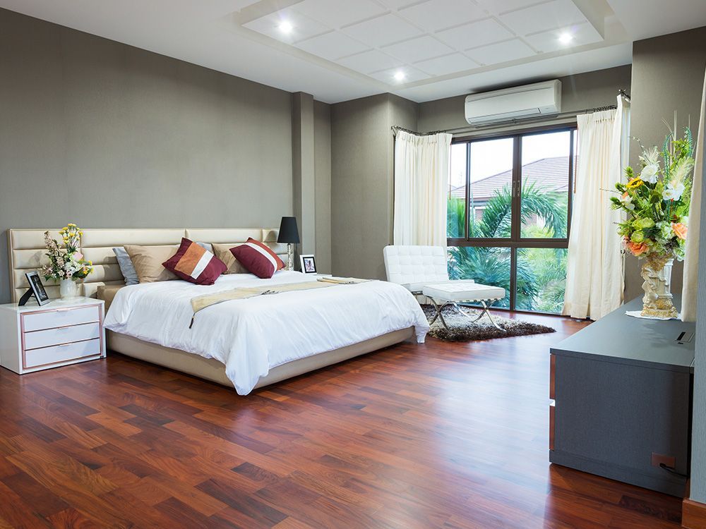 Houston Grey Gallery Image