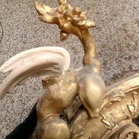 dettaglio legno intarsiato