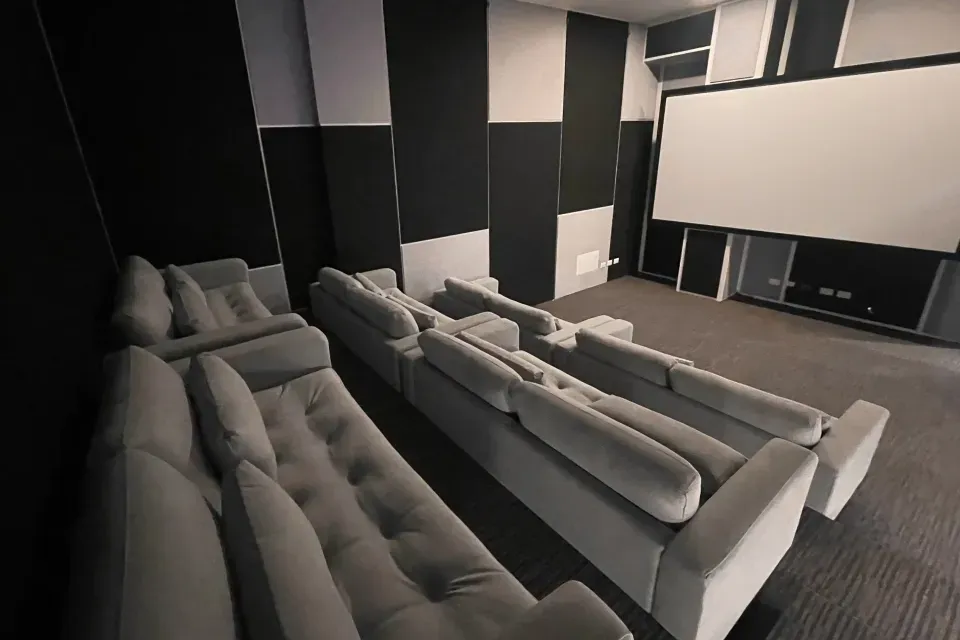 Planes gratis en Bogotá cerca de VOU Suites, ideal para viajeros que buscan actividades culturales y recorridos accesibles en la ciudad.