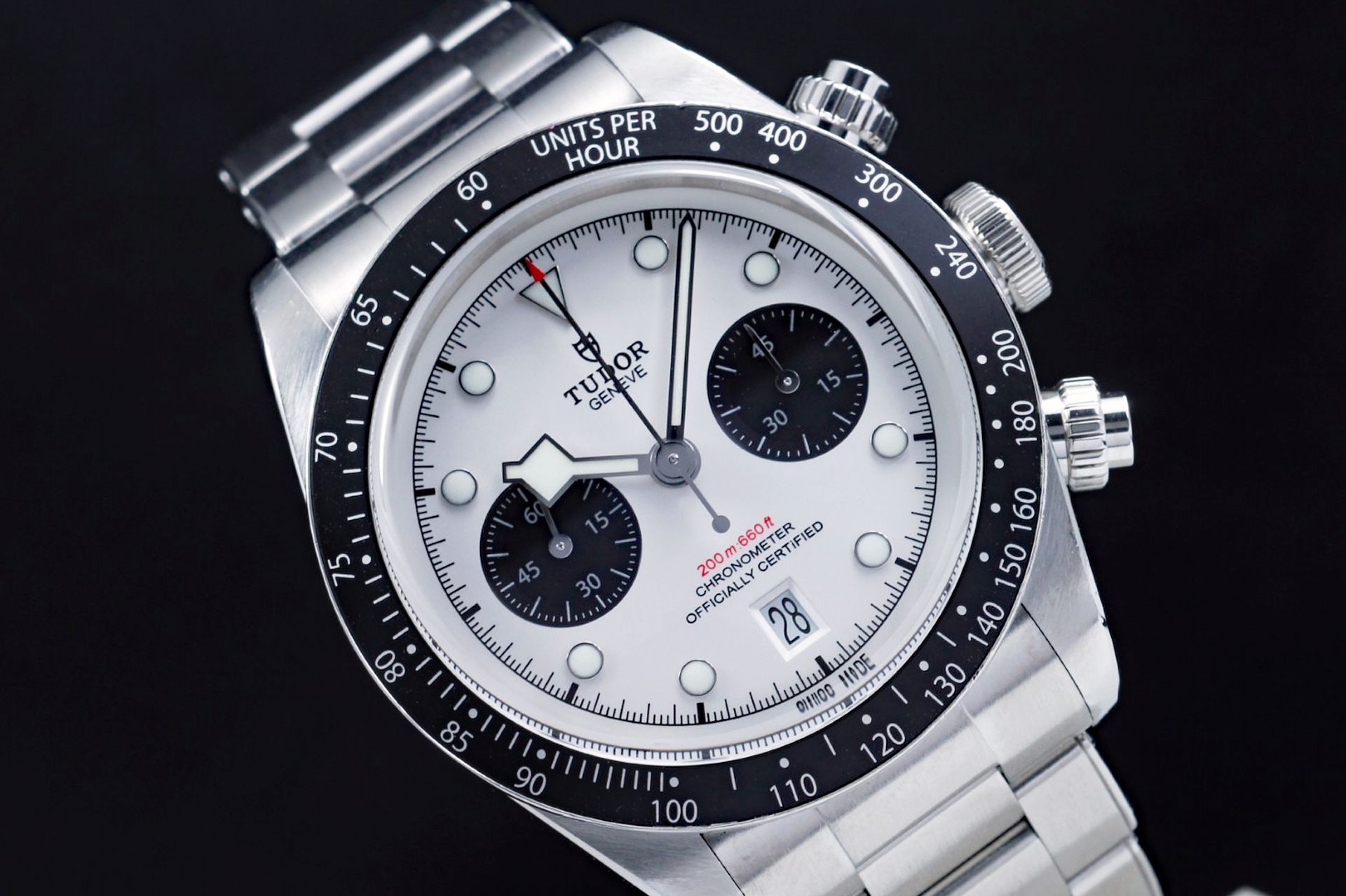 Foto horloge vooraanzicht: Tudor Black Bay Chronograph 