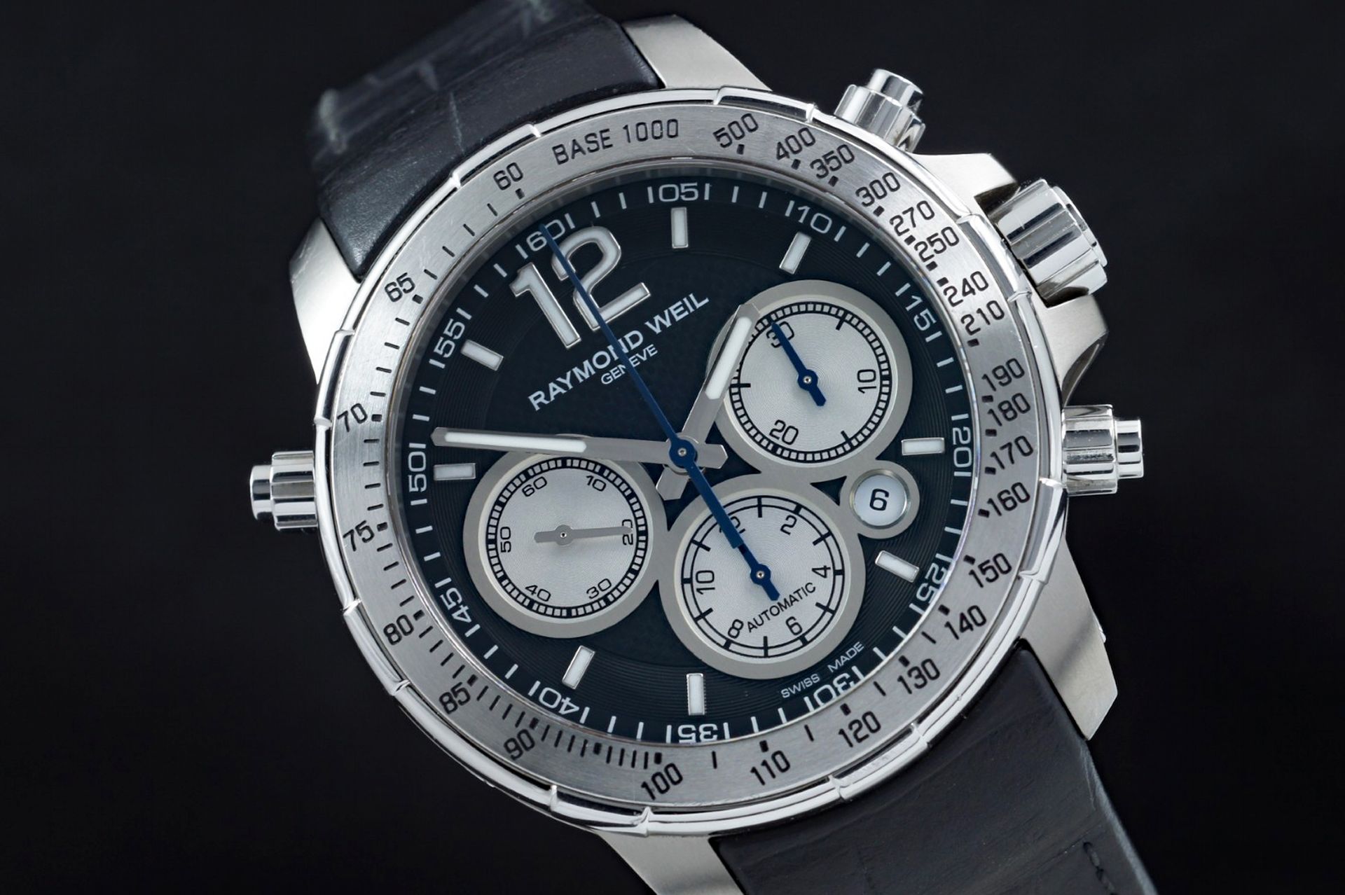 Foto horloge vooraanzicht op RobsWatchPlaza van een: Raymond Weil Nabucco Intenso 7700-TIR-05207