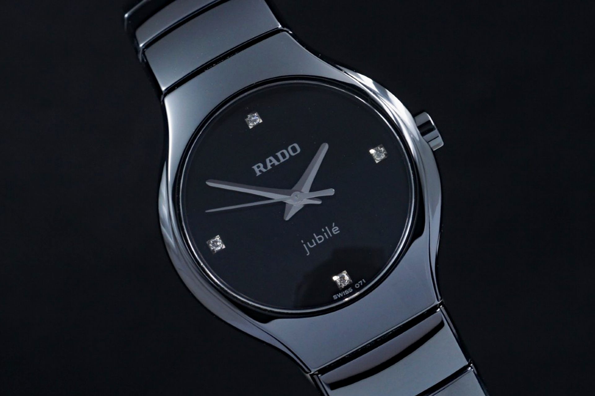 Foto horloge vooraanzicht op RobsWatchPlaza van een: Rado Diastar True Round Jubilé 01.318.0655.3.071 / R27655712