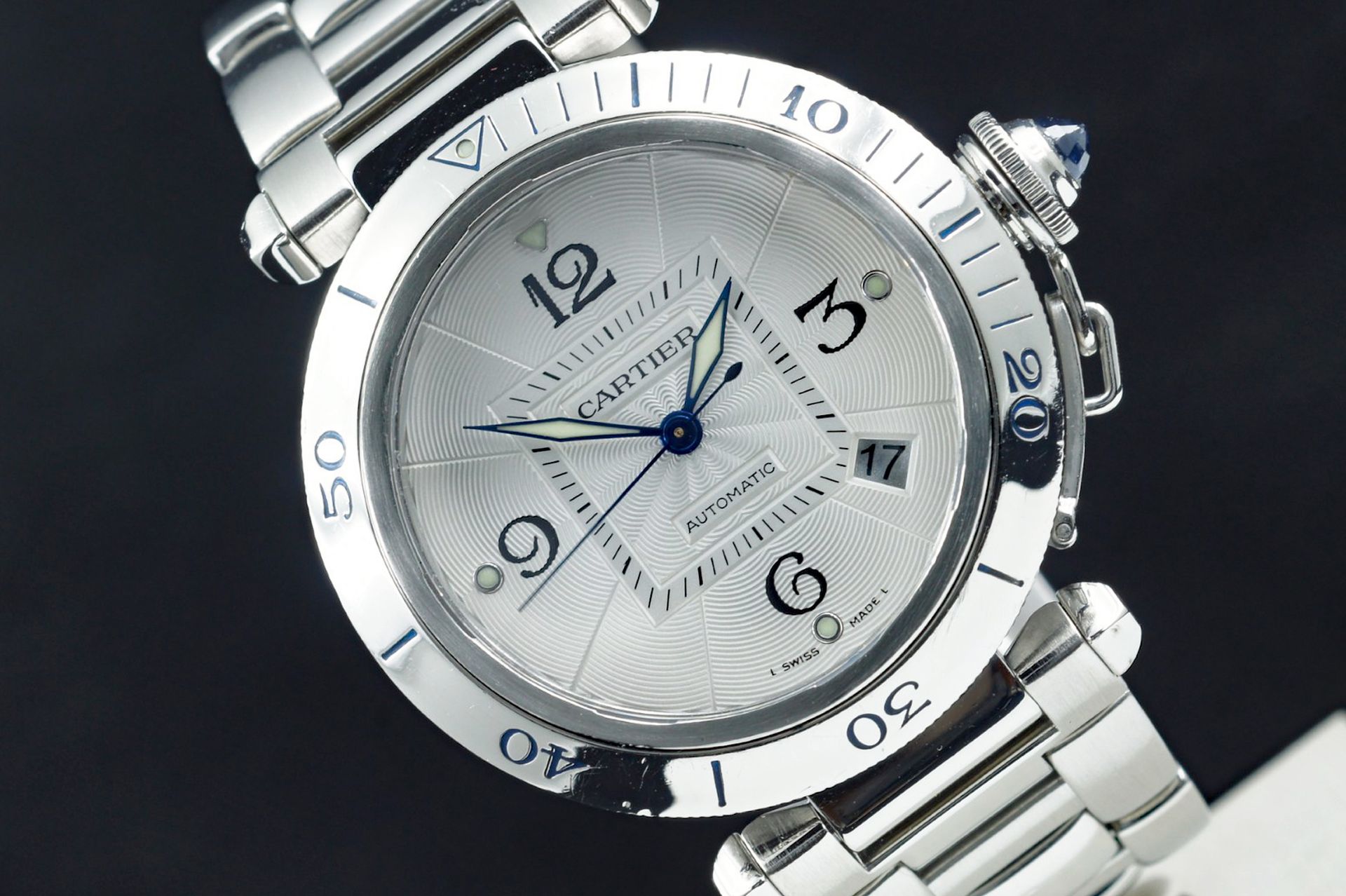 Foto horloge vooraanzicht op RobsWatchPlaza van een: Cartier Pasha de Cartier Automatic 38mm 2379