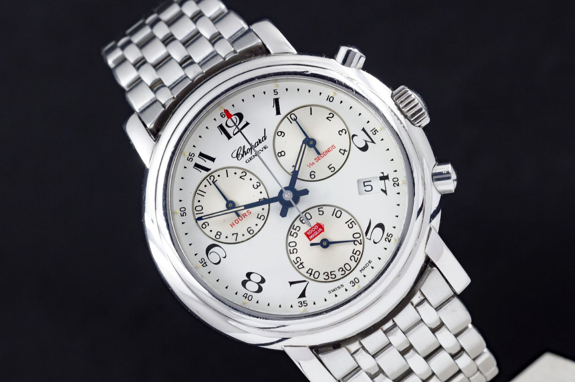 Foto horloge vooraanzicht op RobsWatchPlaza van een: Chopard Mille Miglia Chrono 8271