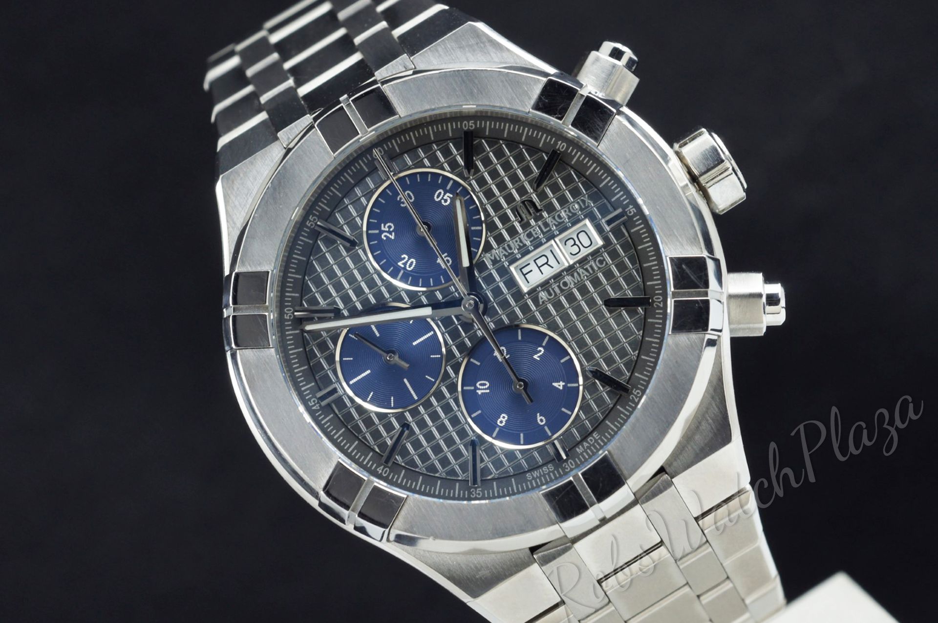 Horloge vooraanzicht: Maurice Lacroix Aikon Automatic Chronograph AI6038-TT032-330-1