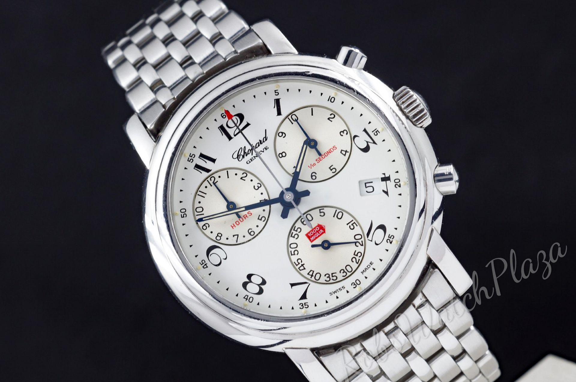 Foto horloge vooraanzicht op RobsWatchPlaza van een: Chopard Mille Miglia Chrono 8271