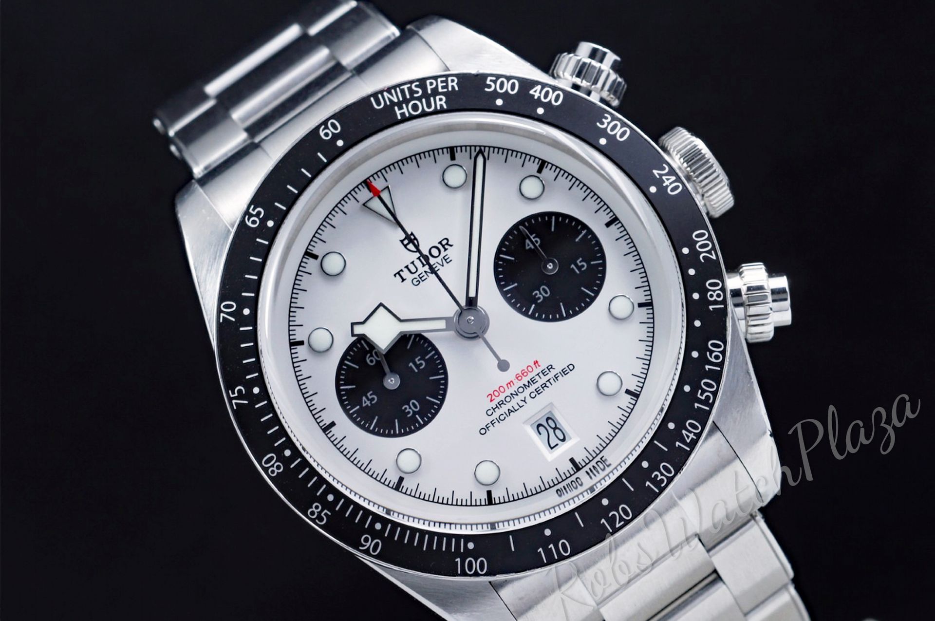 Foto horloge vooraanzicht: Tudor Black Bay Chronograph