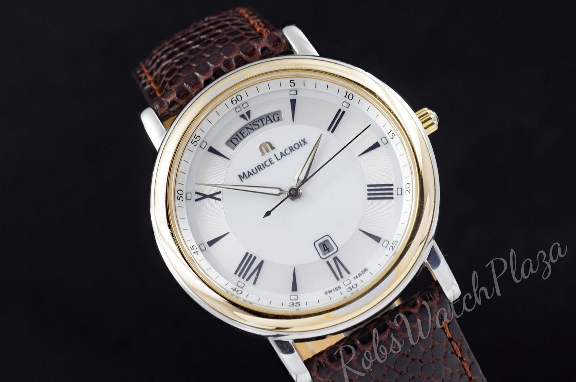 Foto horloge vooraanzicht: Maurice Lacroix Les Classiques Day/Date quartz LC1057