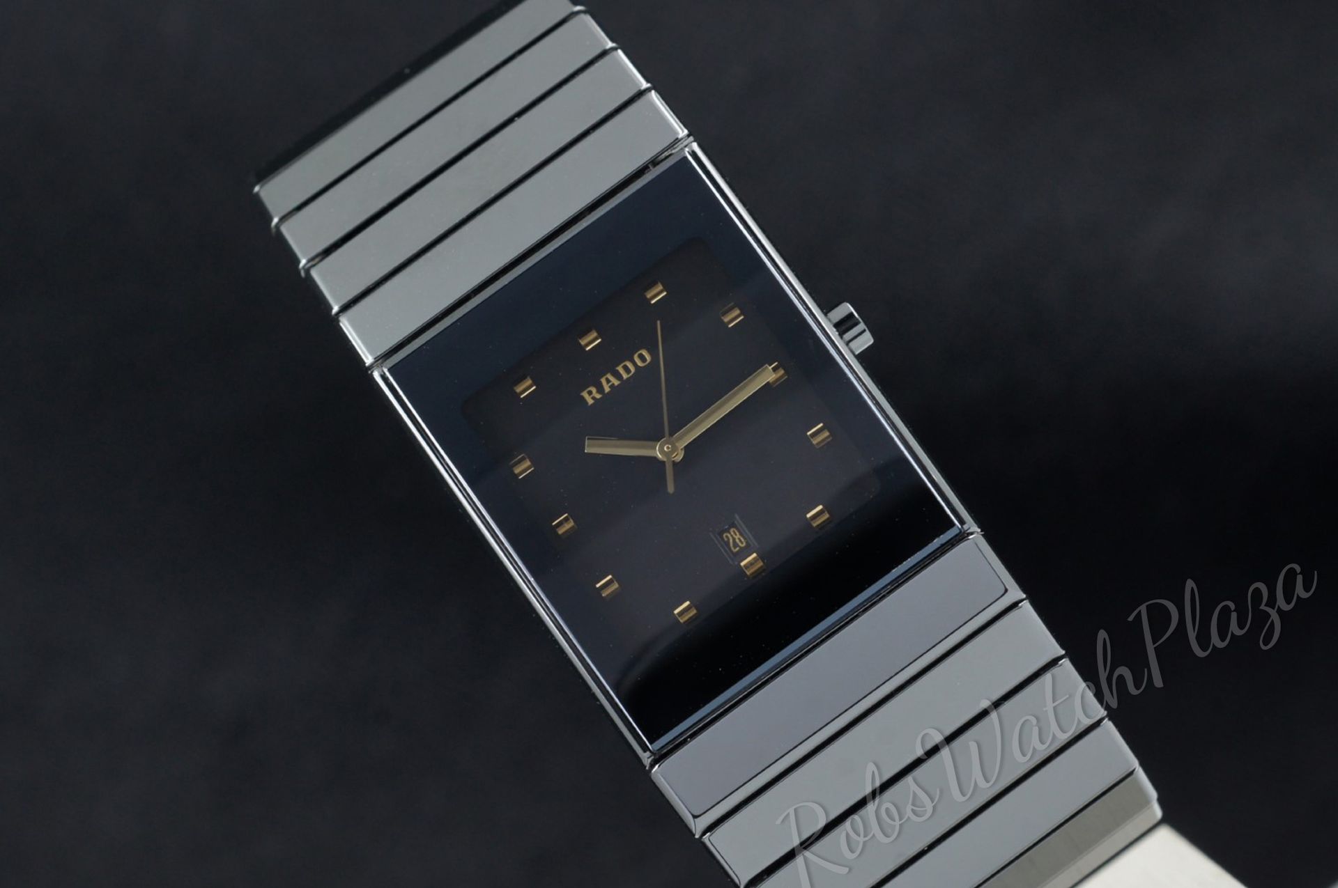 Vooraanzicht van een Rado Diastar Ceramic Jubile Quartz 15203473