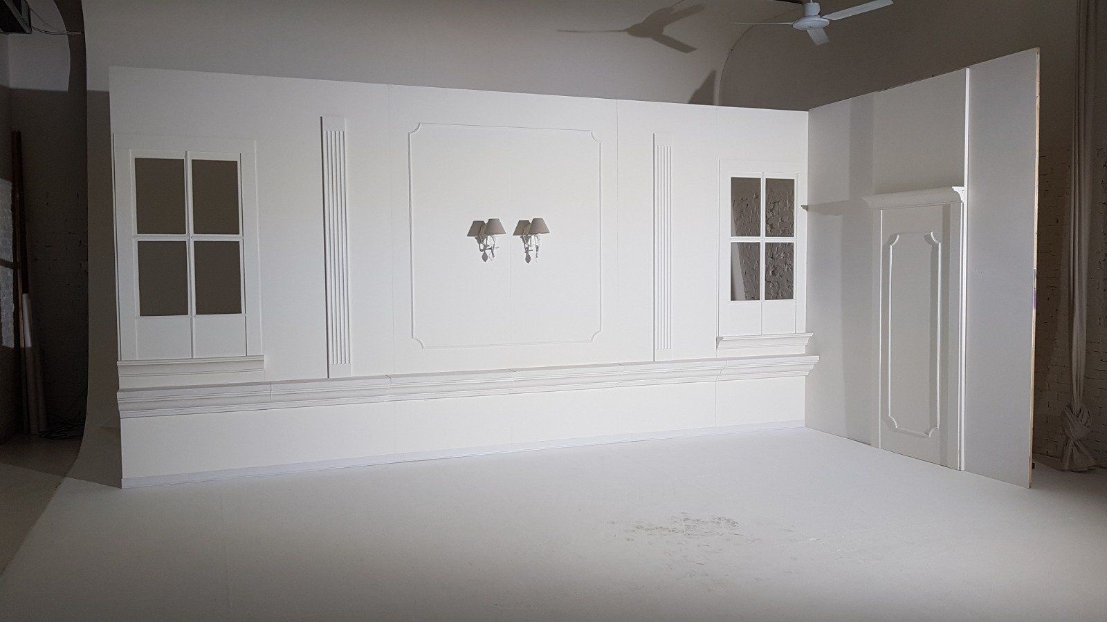 sfondo per spot pubblicitario con boiserie