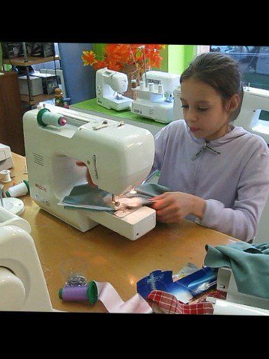 corsi di cucito per bambine