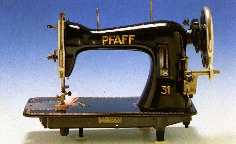 macchina per cucire modello retro 20