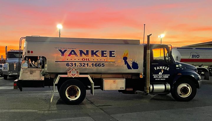 Yankee Oil - Fuel Truck