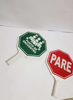 Señal de paso de peatones escolar