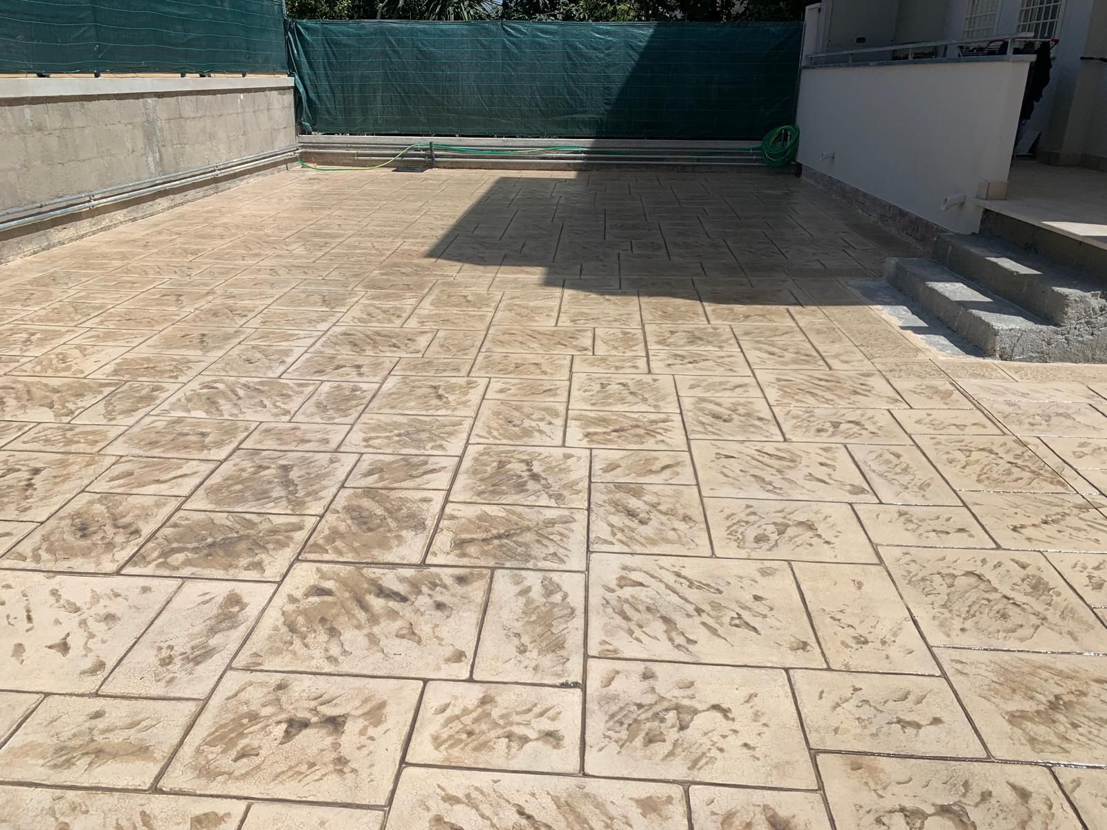 pavimento stampato cortile