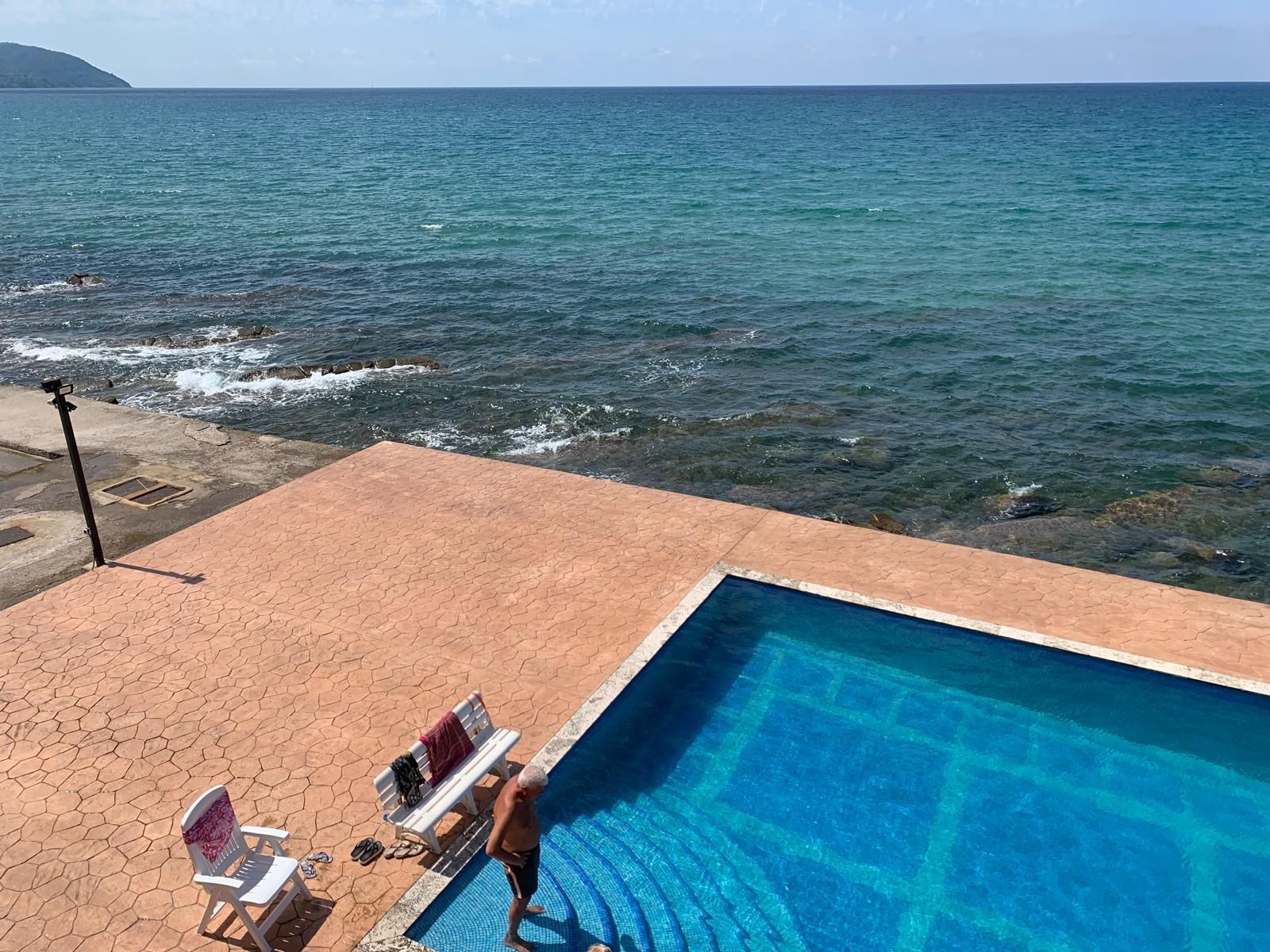 pavimento stampato piscina