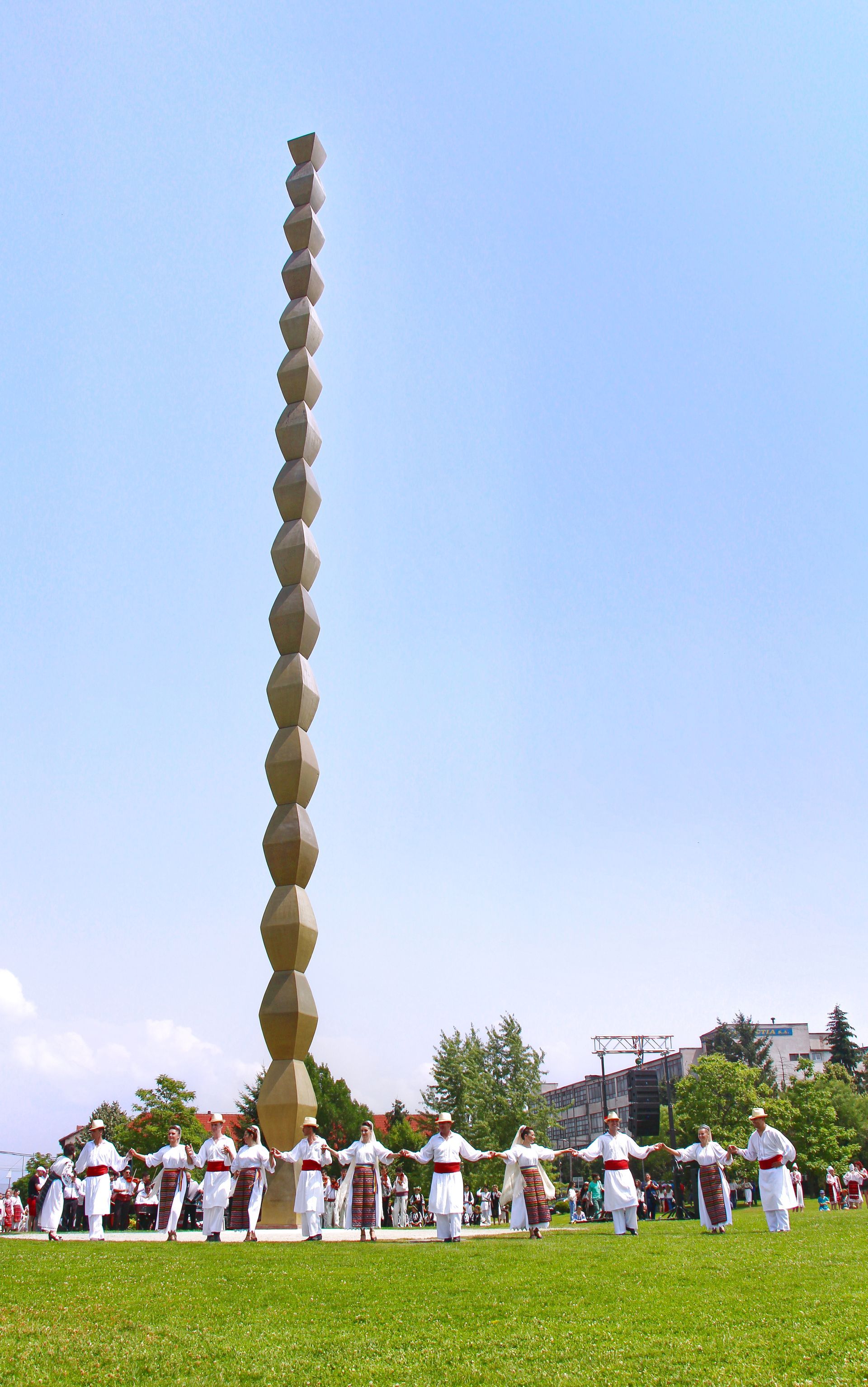 Coloana Infinitului, Târgu-Jiu