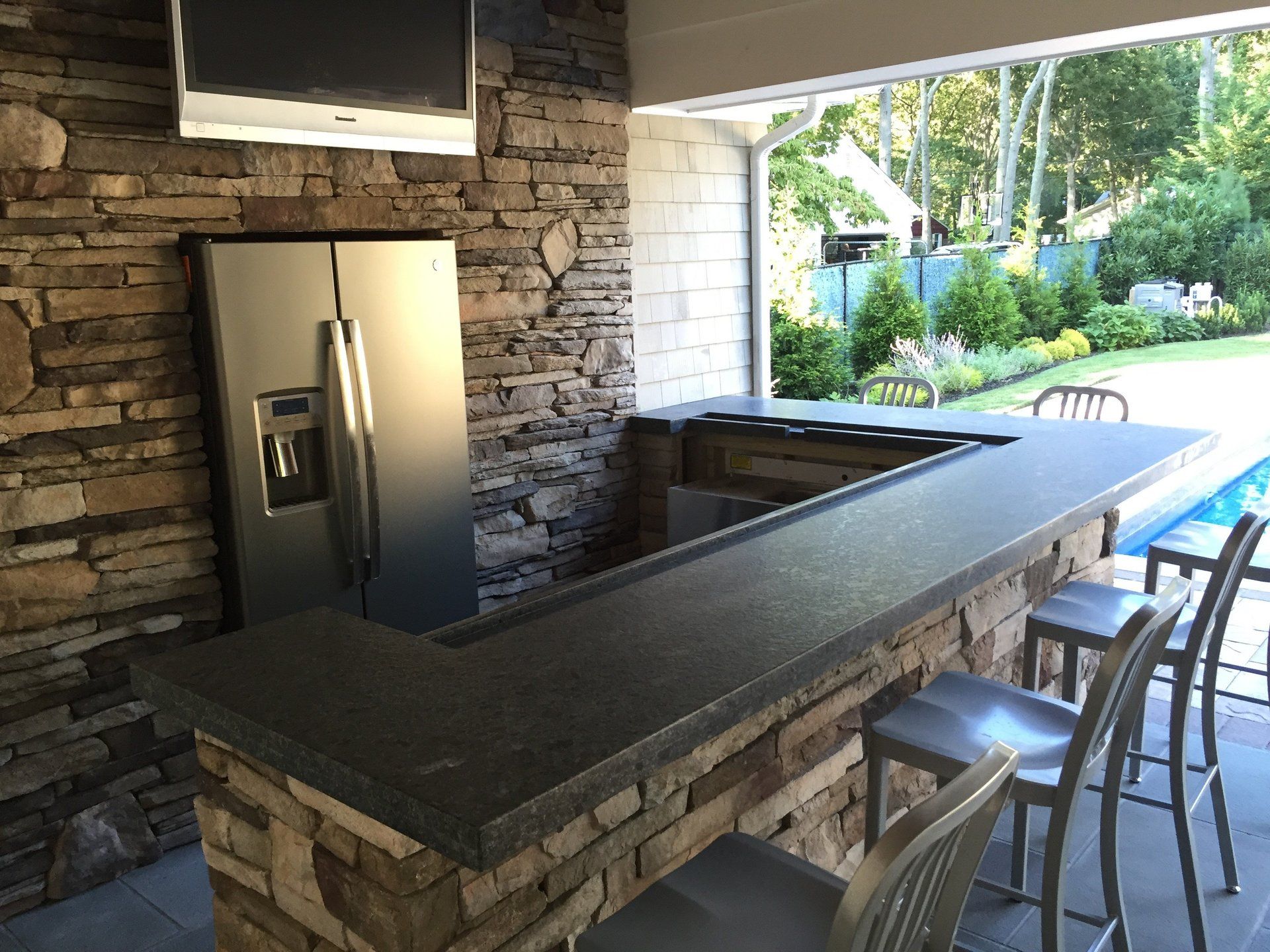 Outdoor Quartzite Countertops in Hampton Bays, NY