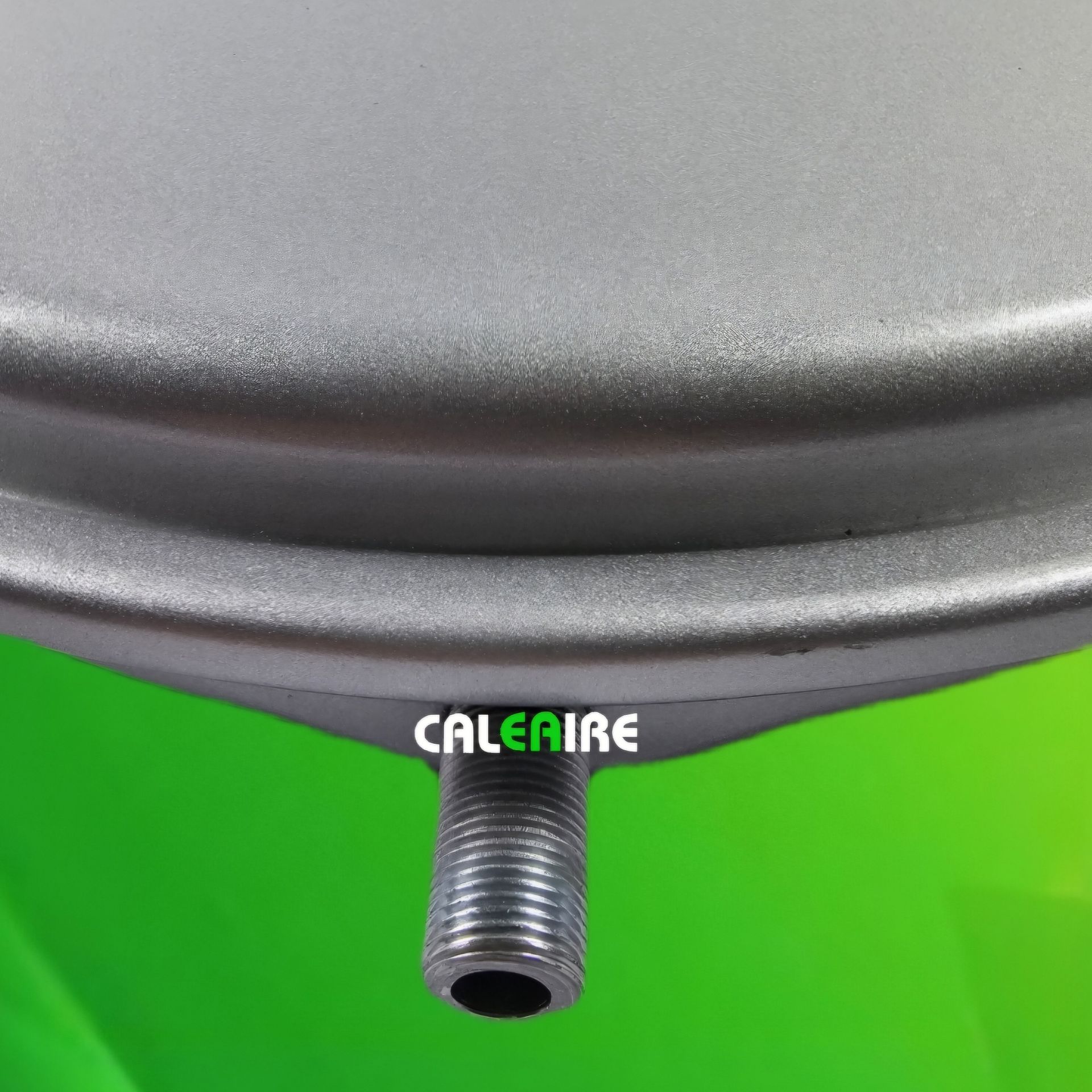 TANQUE ZILMET 8 LITROS TIPO LENTEJA ROSCA 1/2 GAS X 180°
(Ø:392MM./ H:72 MM)