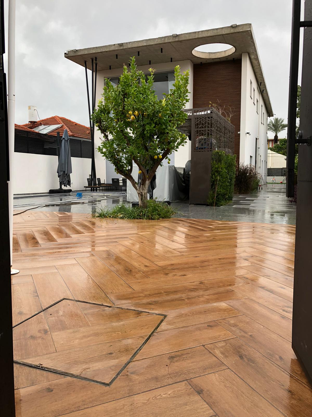 איטום בריכה  איטום קורת יסוד\קשר איטום חדרים רטובים איטום מרפסת מרוצפת איטום גג