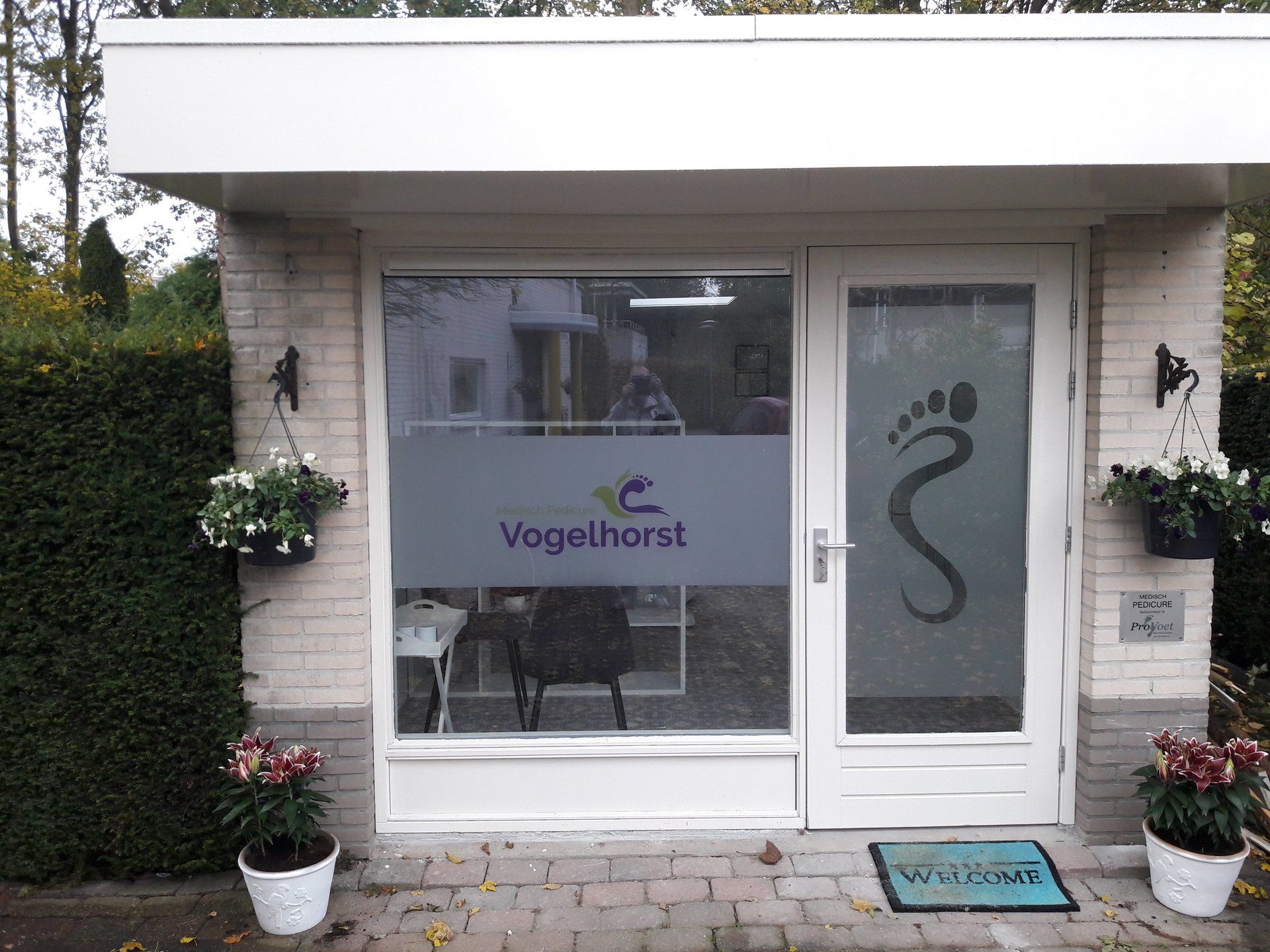  <img src = “afbeelding.jpg” alt = “” />. 