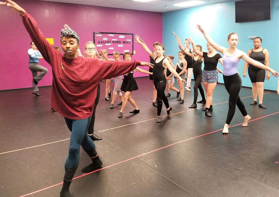 QMD Students Roar With Cast Member Of The Lion King 5