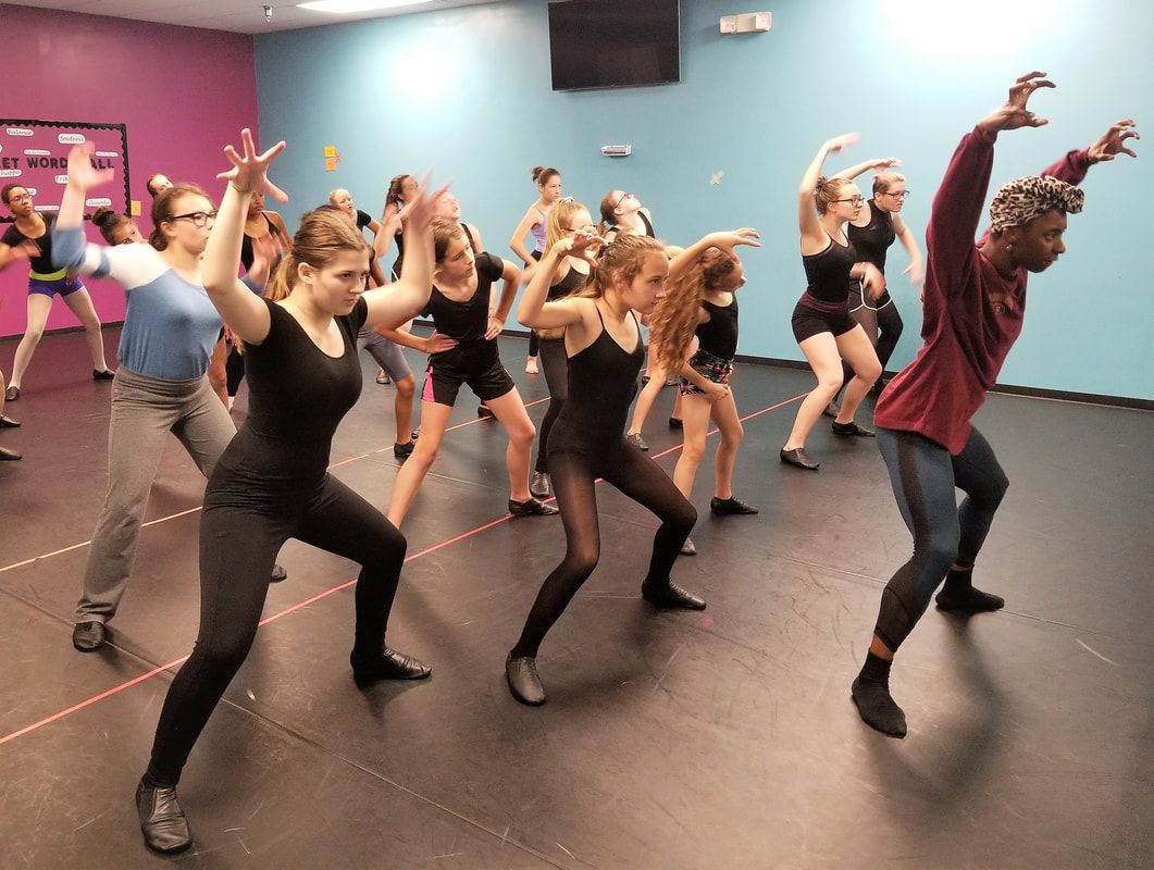 QMD Students Roar With Cast Member Of The Lion King 2