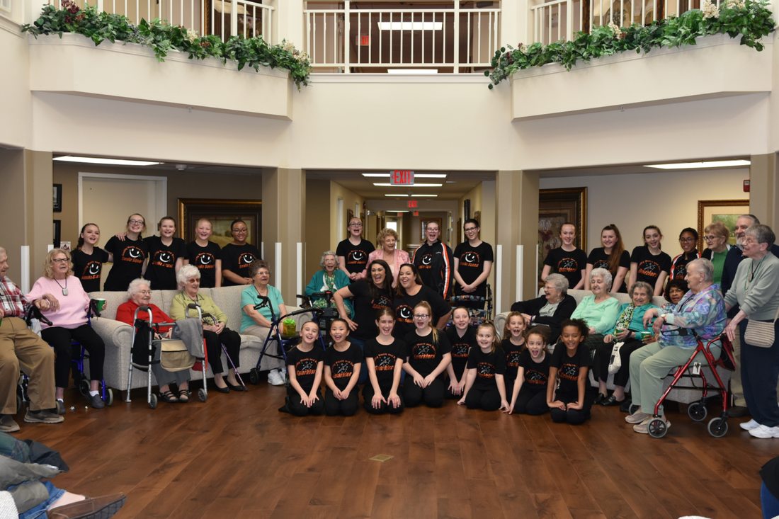 QMD Dance Teams Dance And Play Games To Brighten Others Day 1