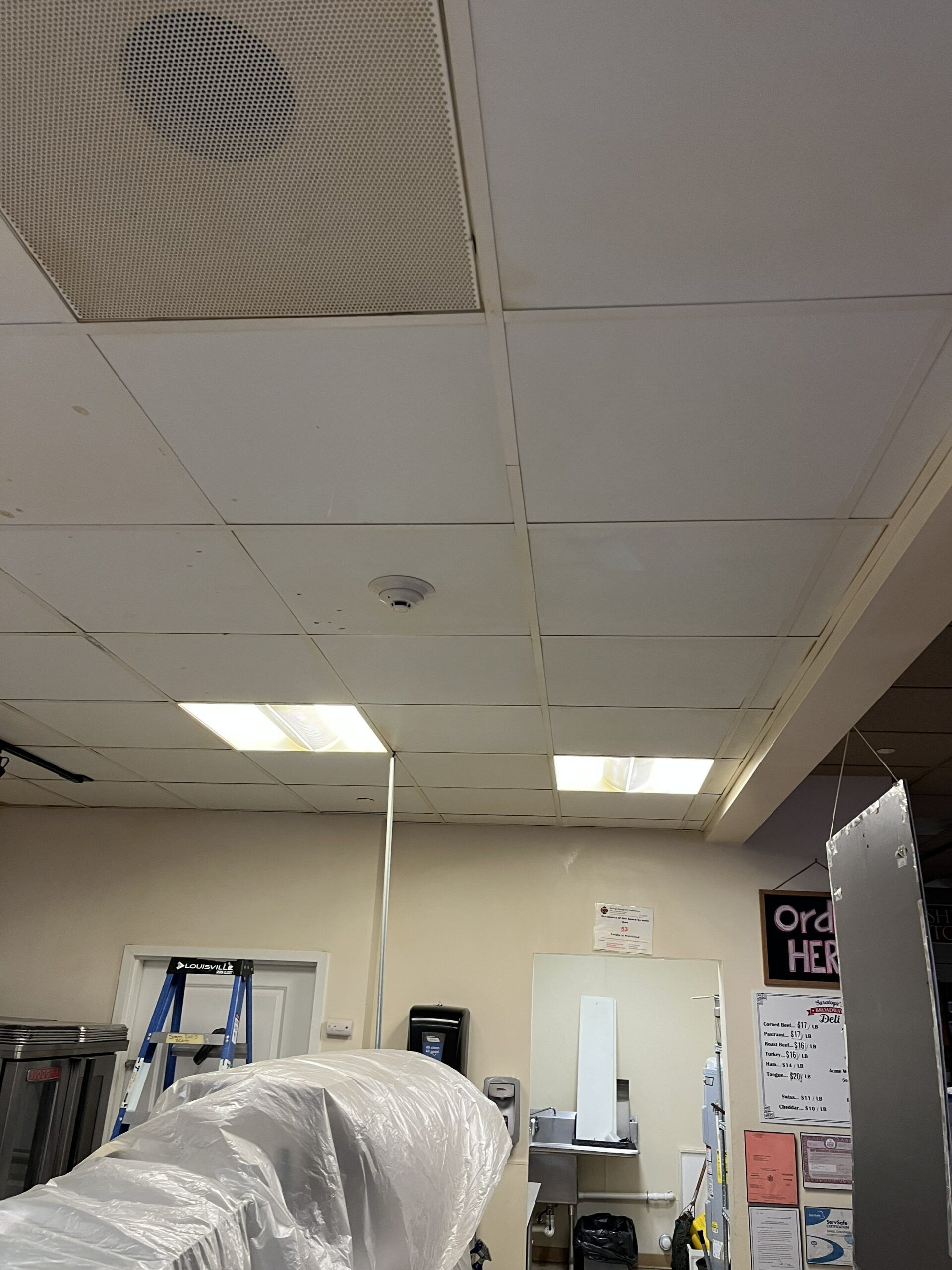 A room with a sign that says oral health on it